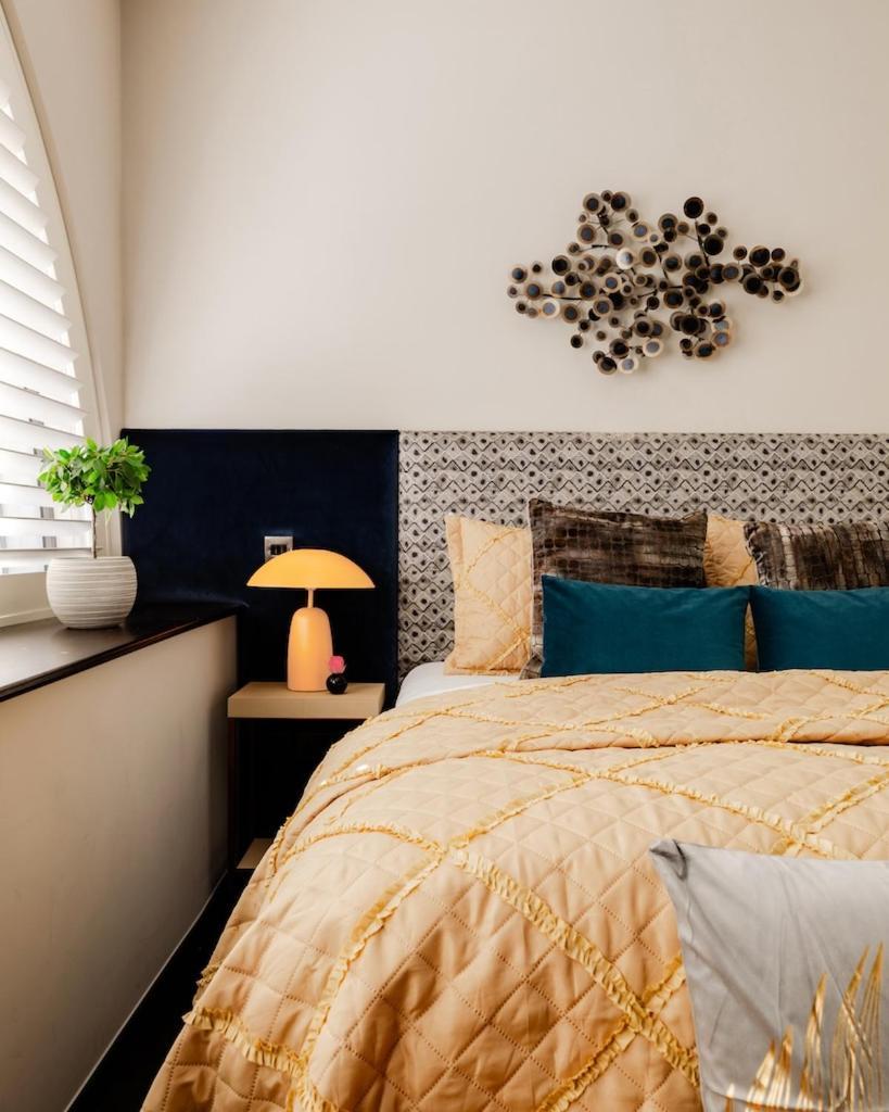 Shh! Oxford St Dream-Come-True Fam Design Hot Spot London Exterior photo